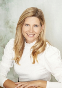 Julia Weinhandl